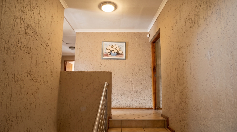 9 Bedroom Property for Sale in Montrose KwaZulu-Natal