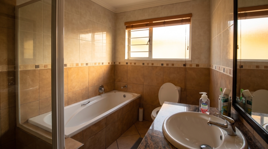 9 Bedroom Property for Sale in Montrose KwaZulu-Natal