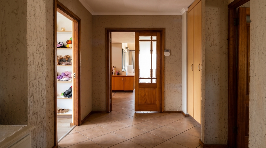 9 Bedroom Property for Sale in Montrose KwaZulu-Natal