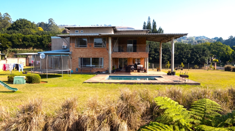 9 Bedroom Property for Sale in Montrose KwaZulu-Natal