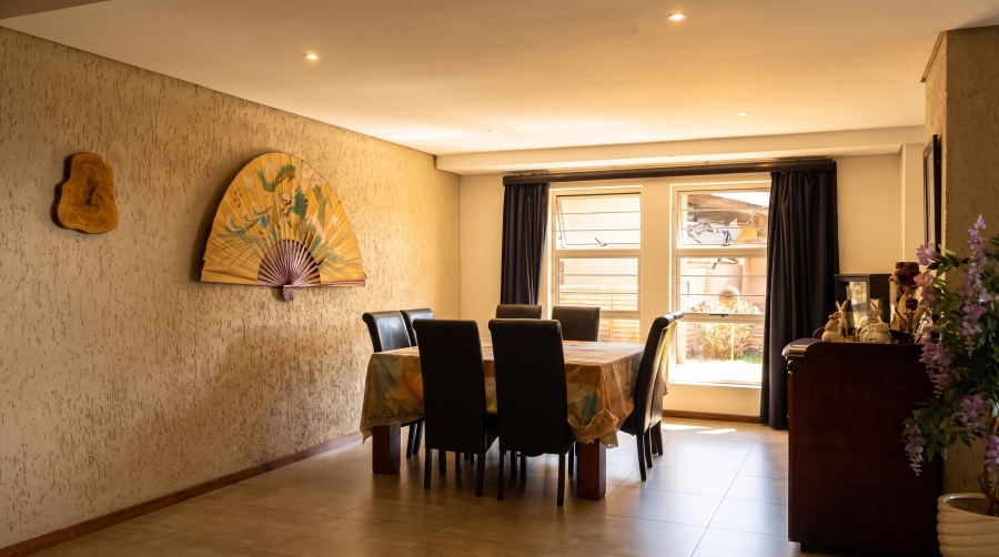 9 Bedroom Property for Sale in Montrose KwaZulu-Natal
