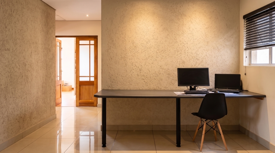 9 Bedroom Property for Sale in Montrose KwaZulu-Natal