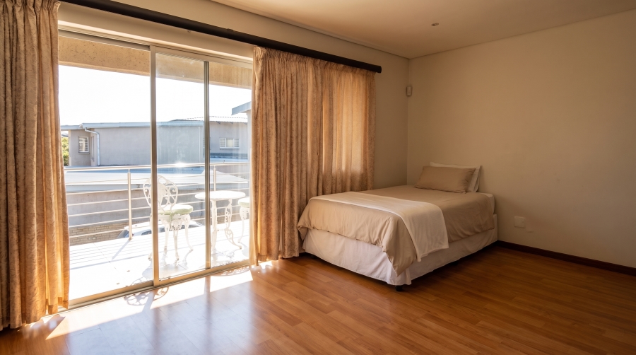 9 Bedroom Property for Sale in Montrose KwaZulu-Natal