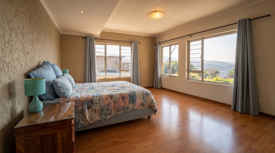 9 Bedroom Property for Sale in Montrose KwaZulu-Natal