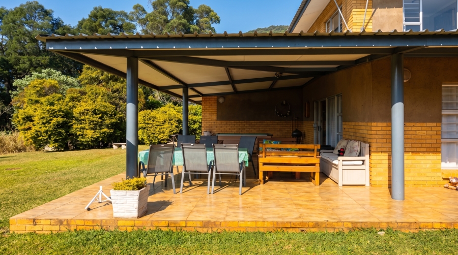 9 Bedroom Property for Sale in Montrose KwaZulu-Natal