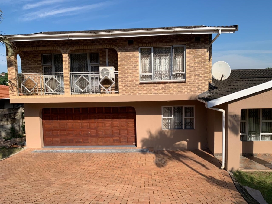 5 Bedroom Property for Sale in Mount Vernon KwaZulu-Natal