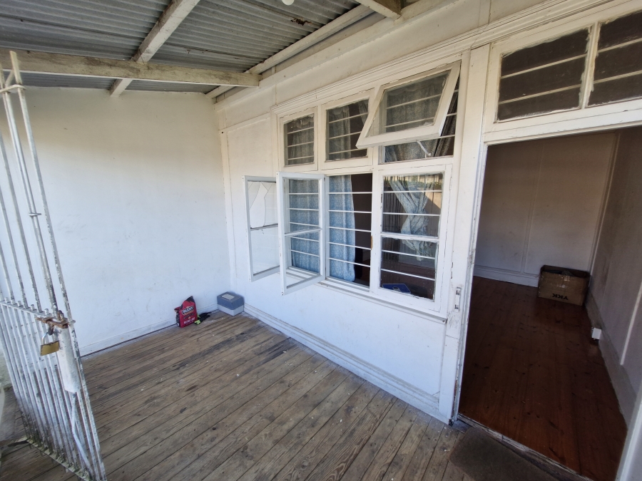 5 Bedroom Property for Sale in Mount Vernon KwaZulu-Natal