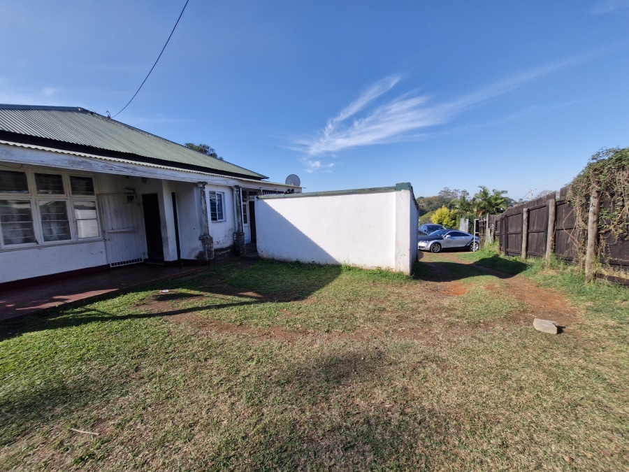 5 Bedroom Property for Sale in Mount Vernon KwaZulu-Natal