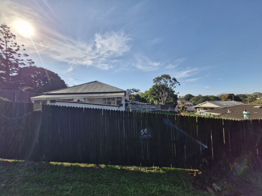 5 Bedroom Property for Sale in Mount Vernon KwaZulu-Natal