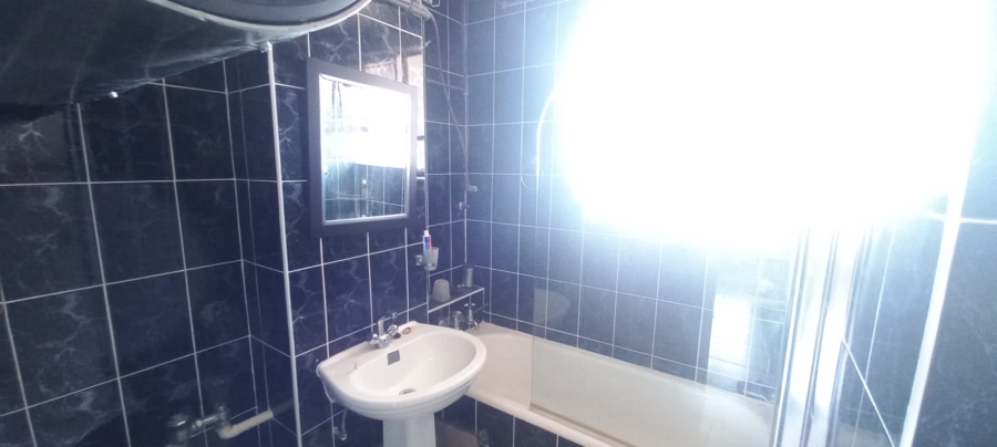 1 Bedroom Property for Sale in Umbilo KwaZulu-Natal