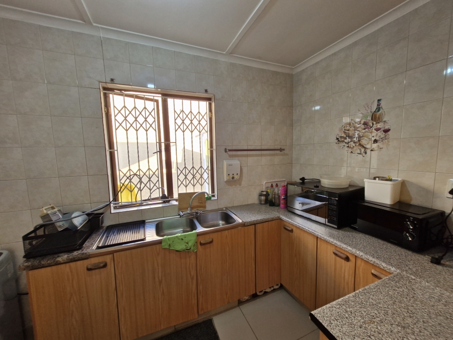 5 Bedroom Property for Sale in Umhlatuzana KwaZulu-Natal