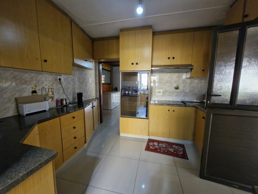 5 Bedroom Property for Sale in Umhlatuzana KwaZulu-Natal