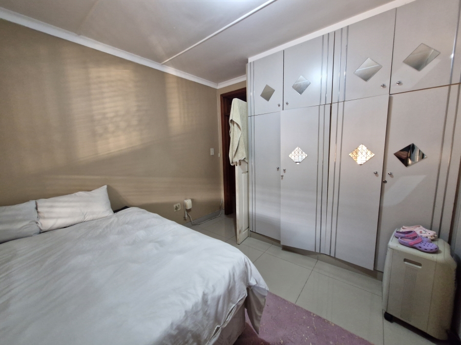 5 Bedroom Property for Sale in Umhlatuzana KwaZulu-Natal