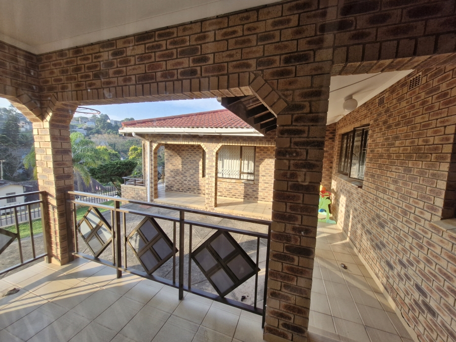 5 Bedroom Property for Sale in Umhlatuzana KwaZulu-Natal