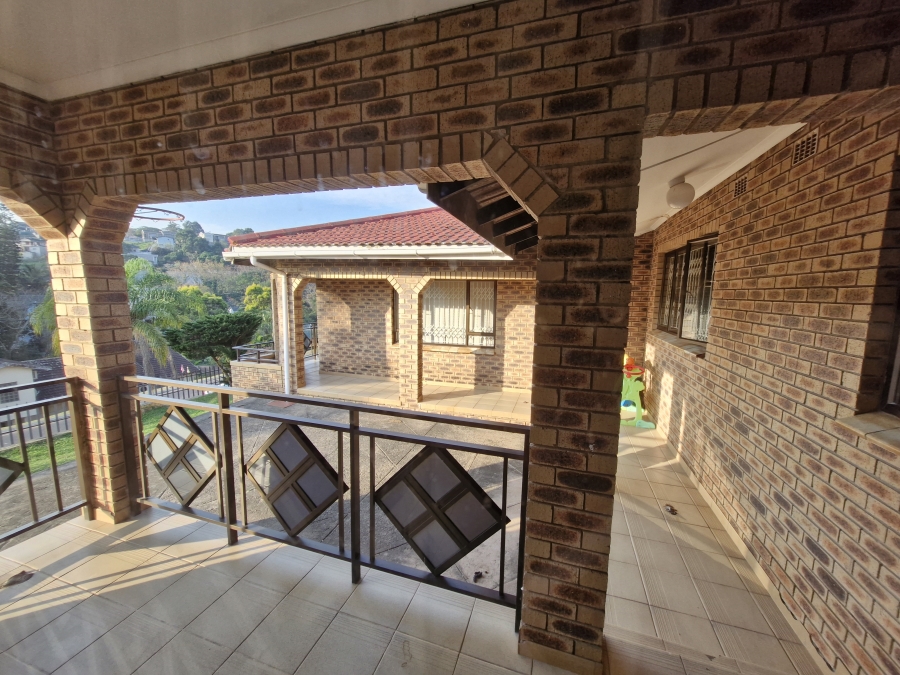 5 Bedroom Property for Sale in Umhlatuzana KwaZulu-Natal