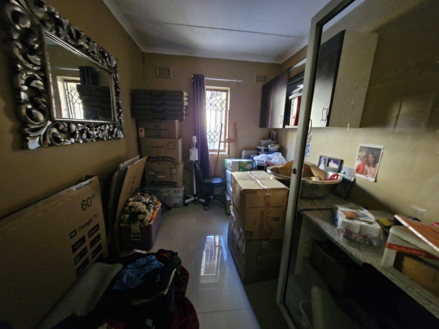 5 Bedroom Property for Sale in Umhlatuzana KwaZulu-Natal