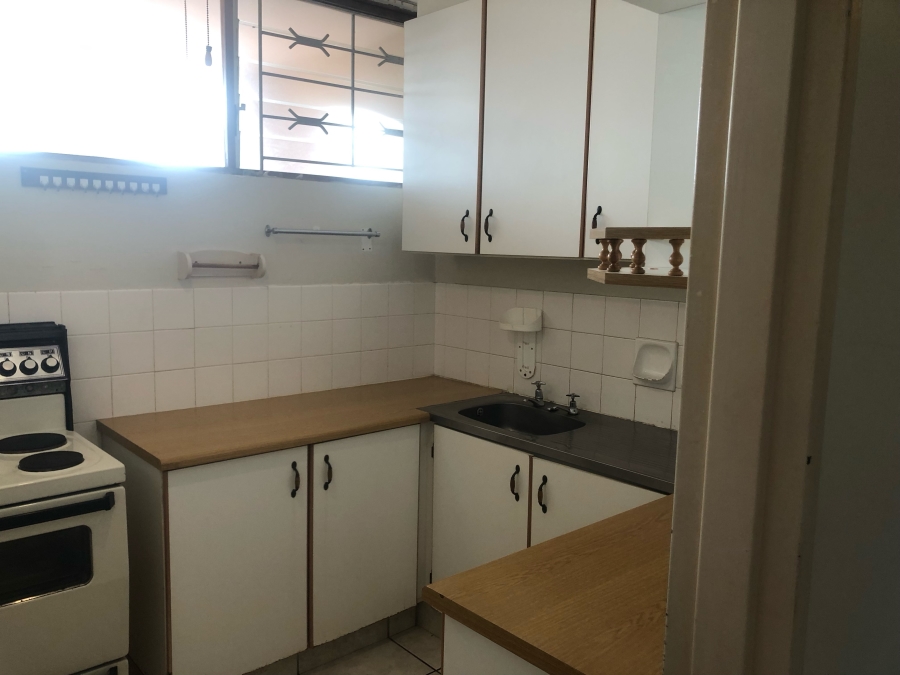 To Let 2 Bedroom Property for Rent in Amanzimtoti KwaZulu-Natal