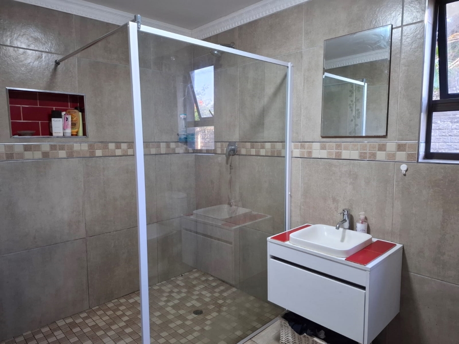 3 Bedroom Property for Sale in Westbrook KwaZulu-Natal