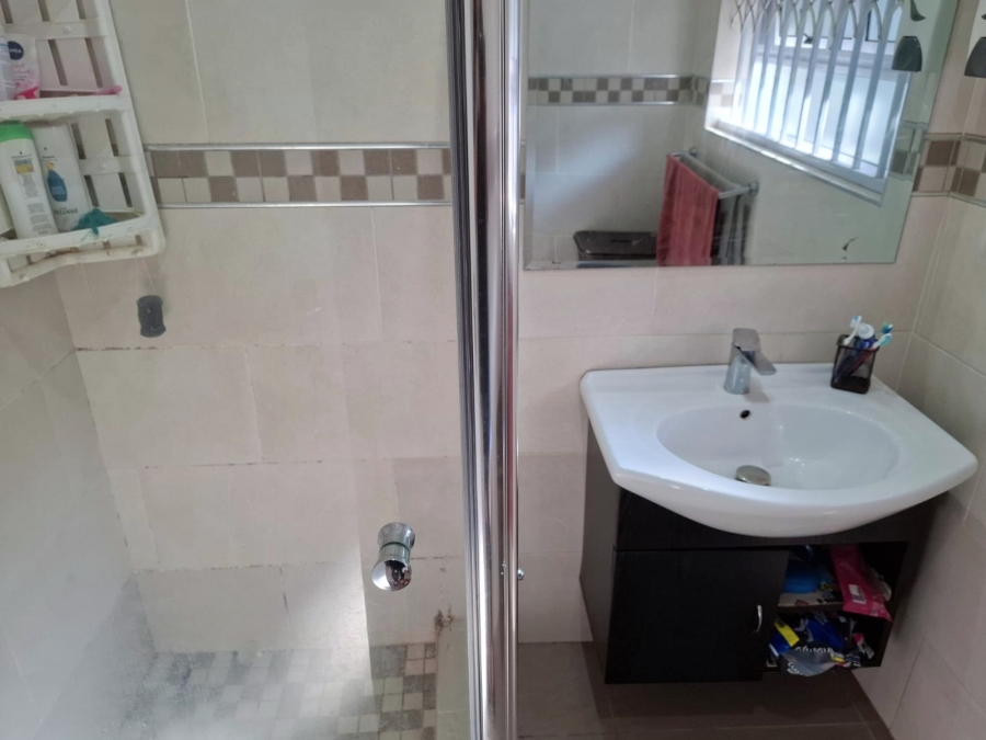 3 Bedroom Property for Sale in Westbrook KwaZulu-Natal