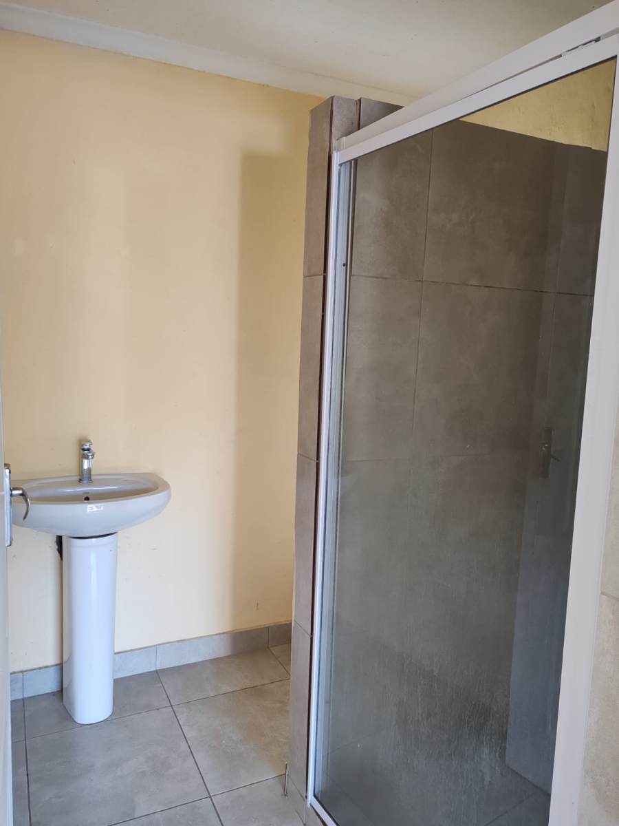 3 Bedroom Property for Sale in Westbrook KwaZulu-Natal