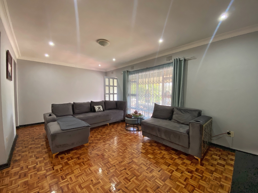 5 Bedroom Property for Sale in Westbrook KwaZulu-Natal