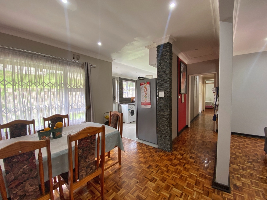 5 Bedroom Property for Sale in Westbrook KwaZulu-Natal