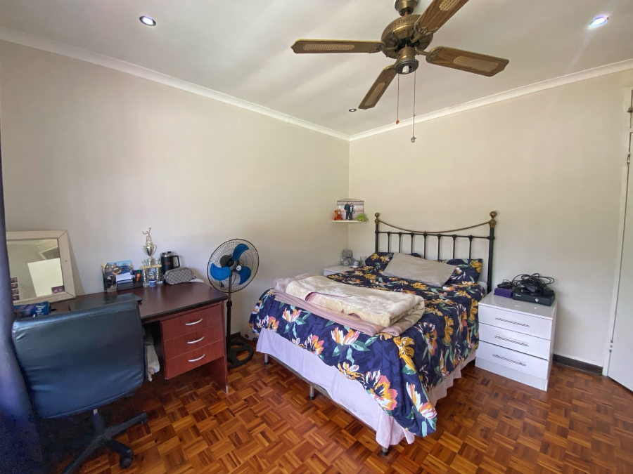 5 Bedroom Property for Sale in Westbrook KwaZulu-Natal
