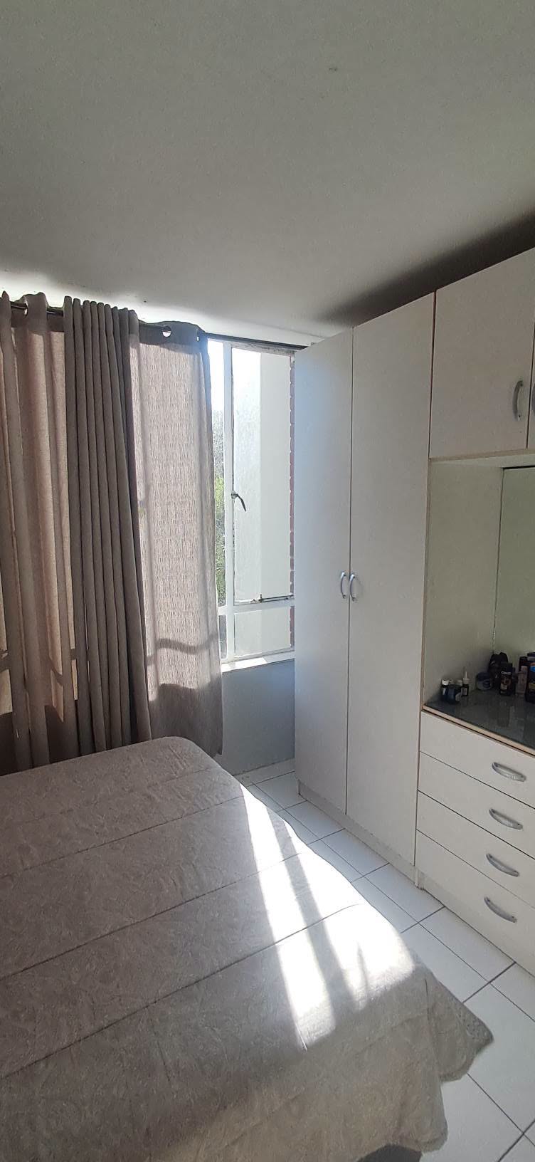 2 Bedroom Property for Sale in Morningside KwaZulu-Natal