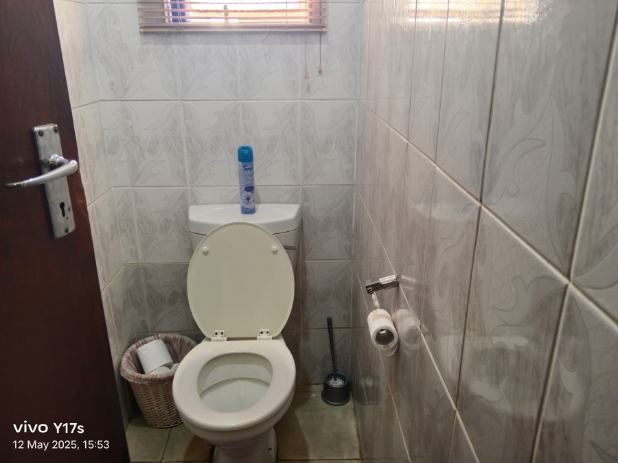4 Bedroom Property for Sale in Newholme KwaZulu-Natal