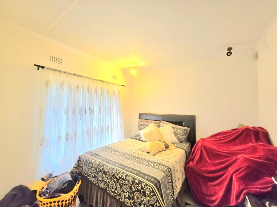 2 Bedroom Property for Sale in Birdswood KwaZulu-Natal