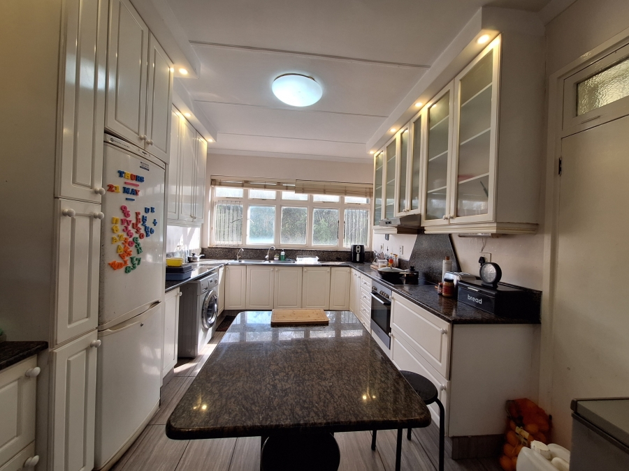 3 Bedroom Property for Sale in Glenwood KwaZulu-Natal