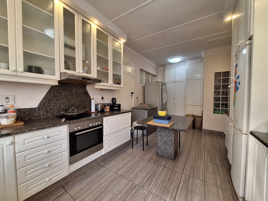 3 Bedroom Property for Sale in Glenwood KwaZulu-Natal
