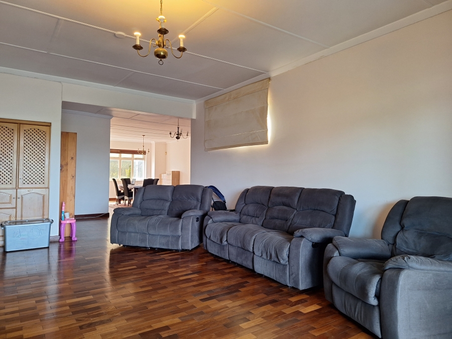 3 Bedroom Property for Sale in Glenwood KwaZulu-Natal