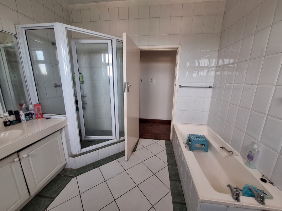 3 Bedroom Property for Sale in Glenwood KwaZulu-Natal