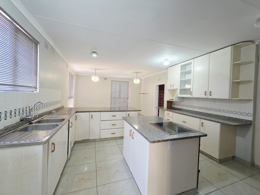 4 Bedroom Property for Sale in Kildare KwaZulu-Natal