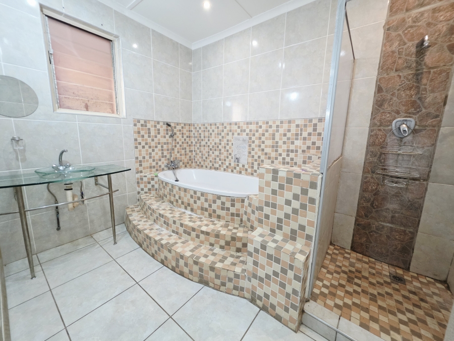 4 Bedroom Property for Sale in Kildare KwaZulu-Natal