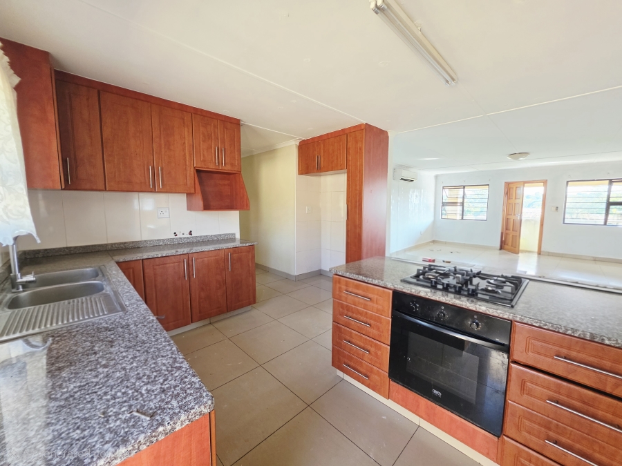 3 Bedroom Property for Sale in ZSM Industrial KwaZulu-Natal
