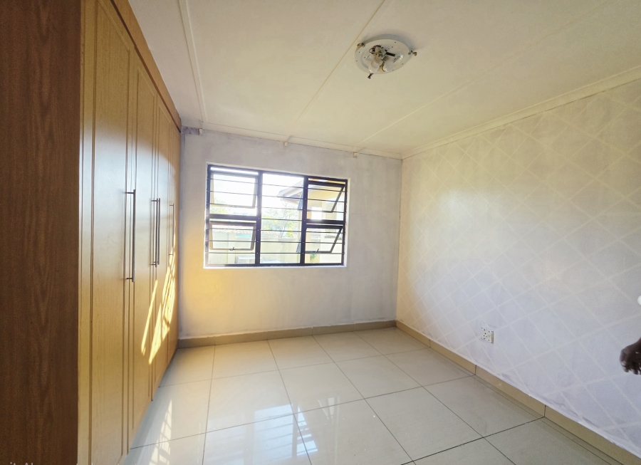 3 Bedroom Property for Sale in ZSM Industrial KwaZulu-Natal