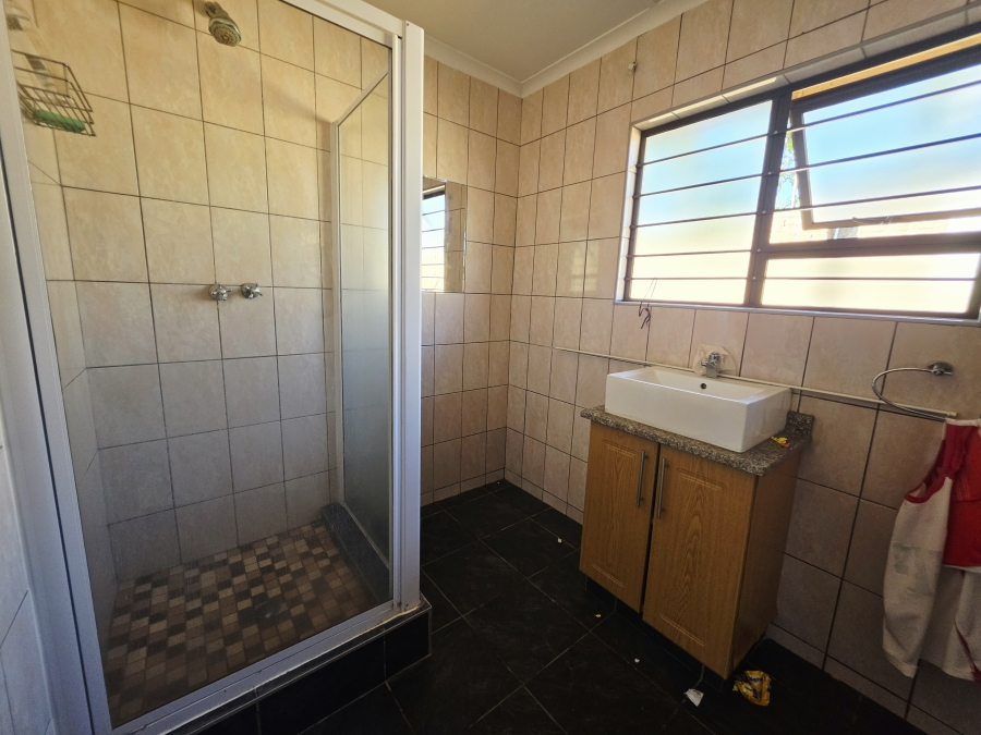3 Bedroom Property for Sale in ZSM Industrial KwaZulu-Natal