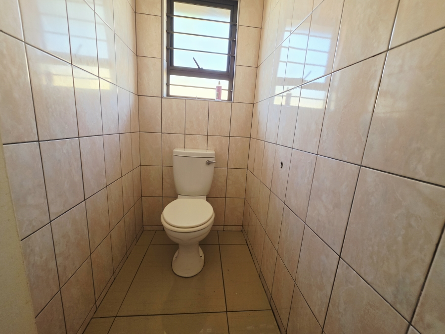 3 Bedroom Property for Sale in ZSM Industrial KwaZulu-Natal