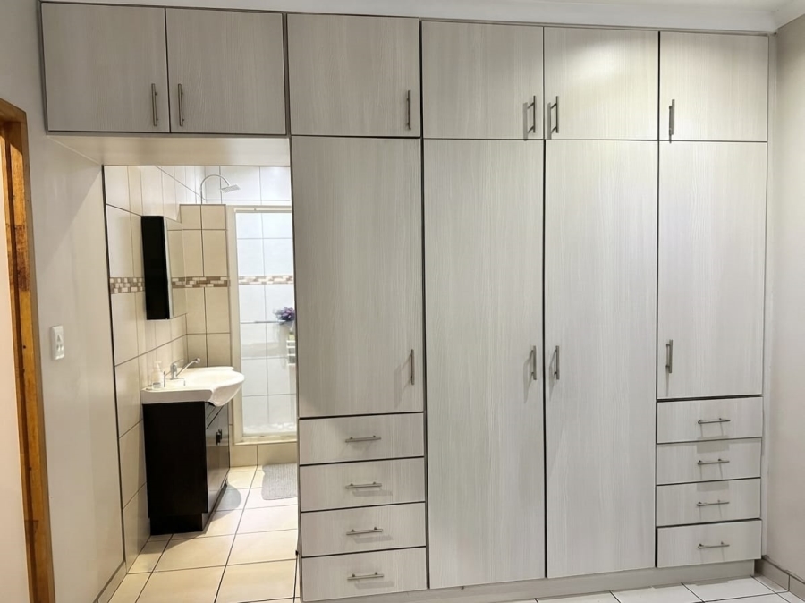 3 Bedroom Property for Sale in Panorama KwaZulu-Natal