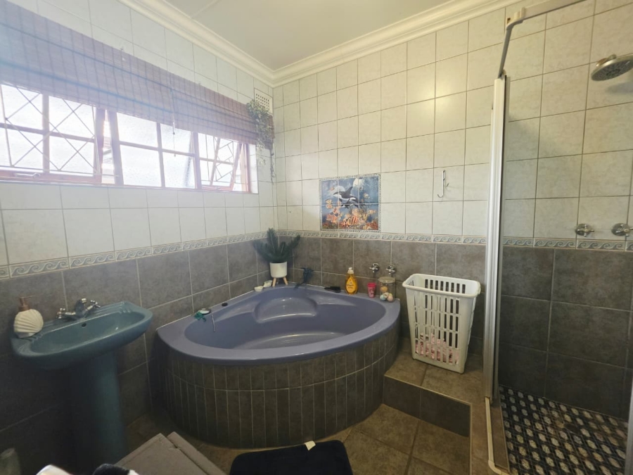 3 Bedroom Property for Sale in Panorama KwaZulu-Natal
