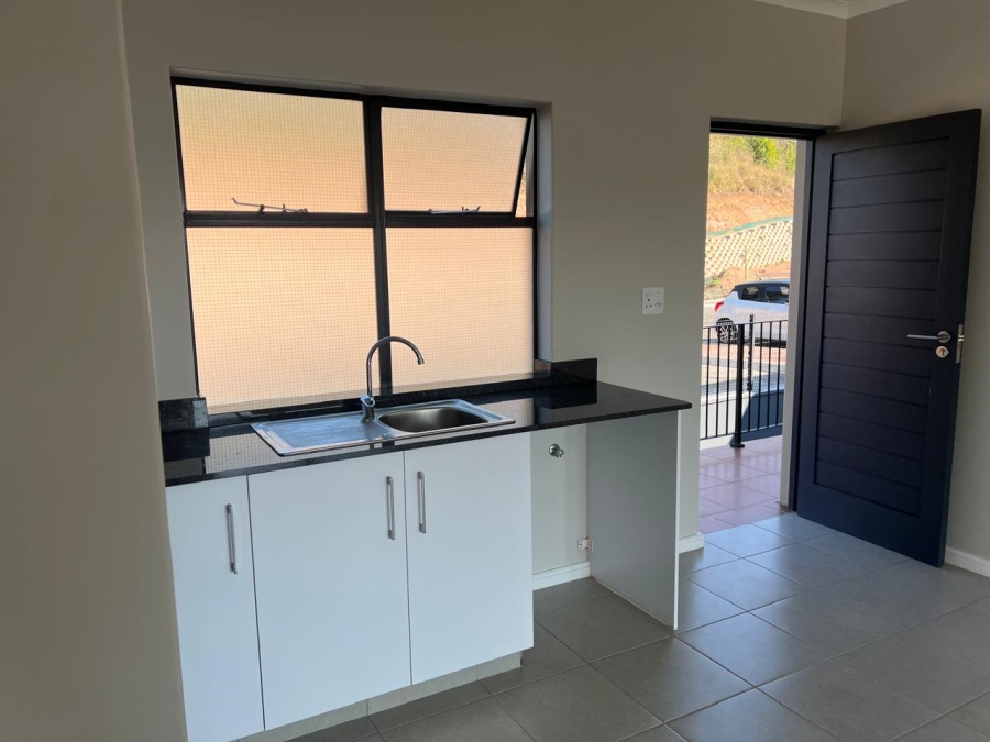 To Let 1 Bedroom Property for Rent in Waterfall KwaZulu-Natal