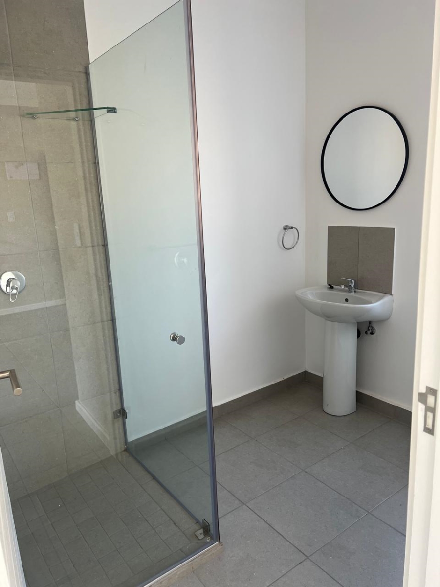 To Let 1 Bedroom Property for Rent in Waterfall KwaZulu-Natal