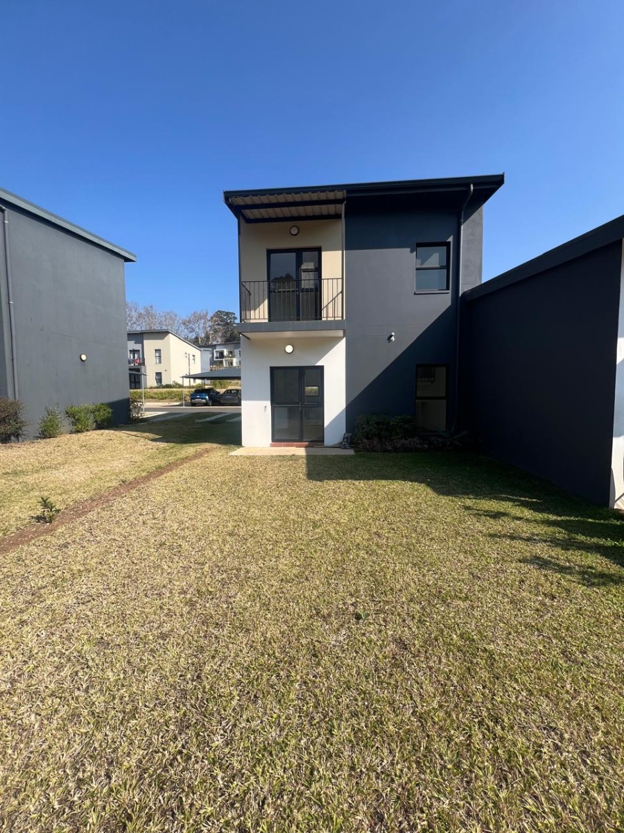 To Let 2 Bedroom Property for Rent in Waterfall KwaZulu-Natal