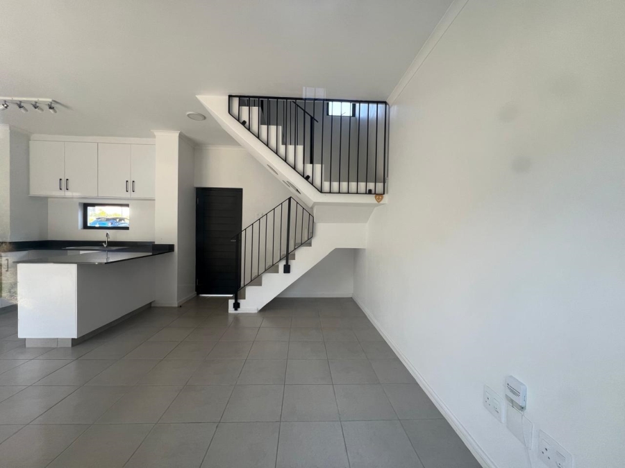 To Let 2 Bedroom Property for Rent in Waterfall KwaZulu-Natal