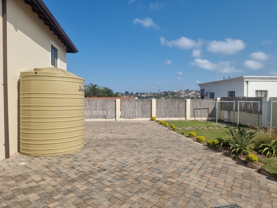 To Let 1 Bedroom Property for Rent in Mount Vernon KwaZulu-Natal