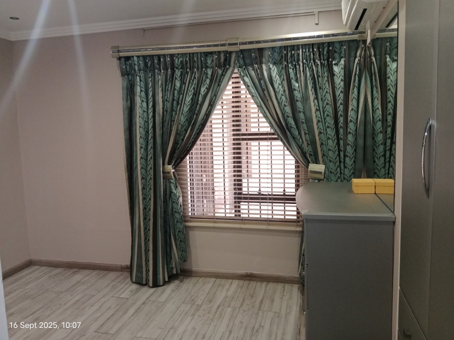 5 Bedroom Property for Sale in Hayfields KwaZulu-Natal