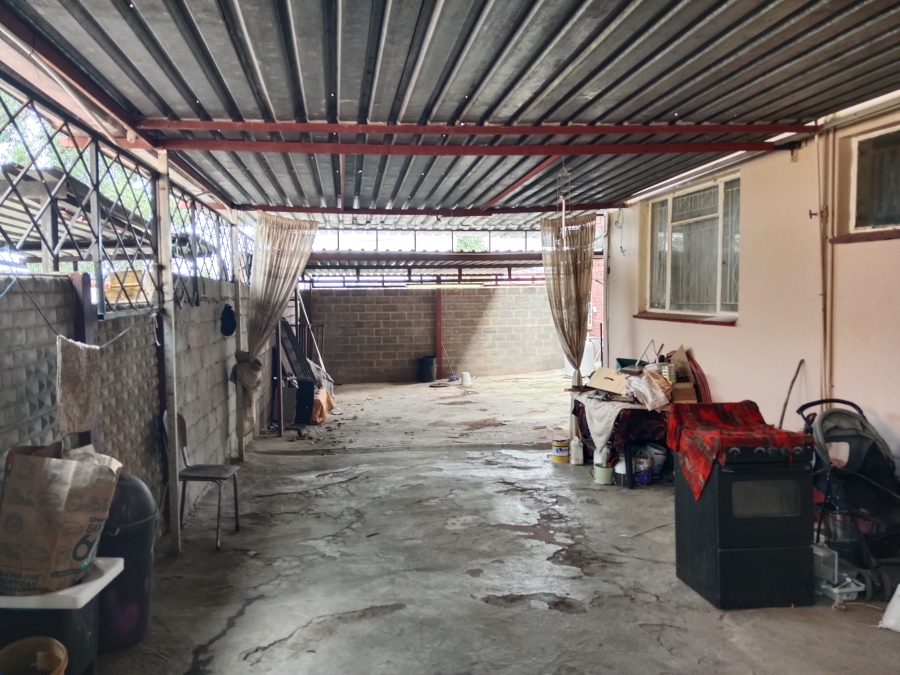 6 Bedroom Property for Sale in Northdale KwaZulu-Natal