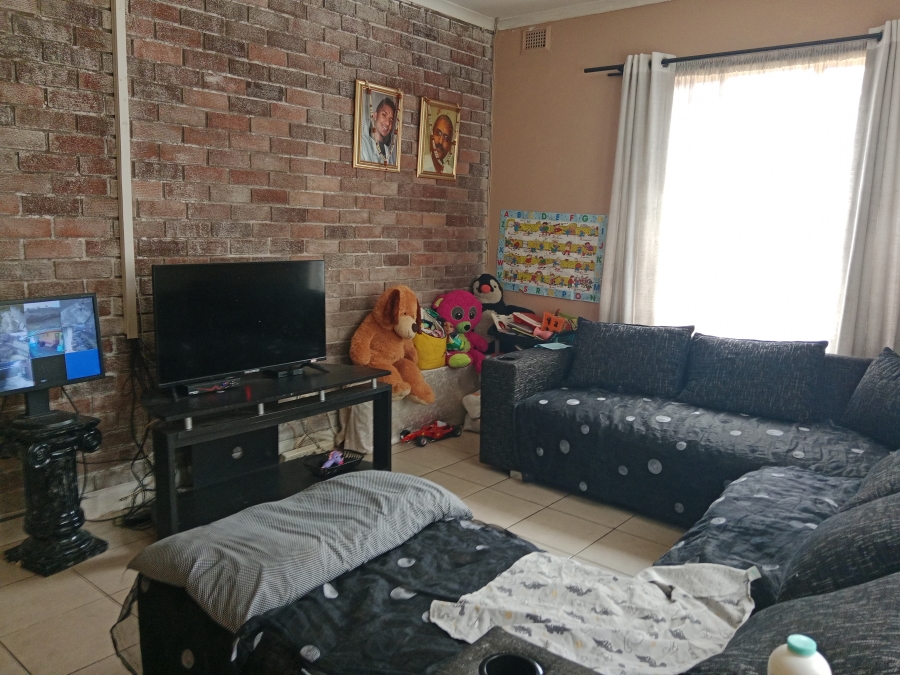 6 Bedroom Property for Sale in Northdale KwaZulu-Natal